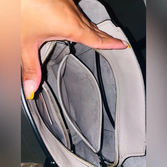 ♠️ Kate Spade Medium Satchel ♠️ - Picture 9 of 10